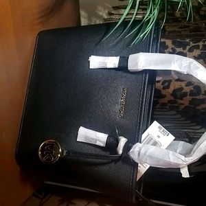 Michael Kors Jet Set Travel Tote